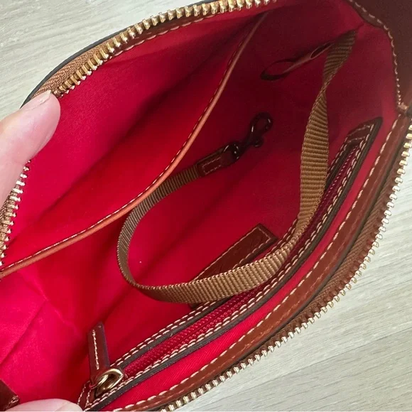 Dooney& Bourke dusty Pink small Crossbody Bag - Picture 4 of 6
